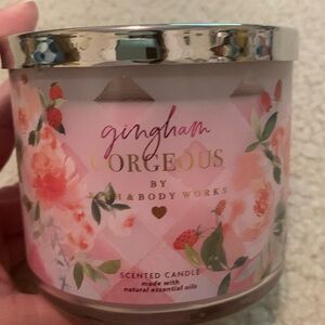 Bath & Body Works Gingham Gorgeous candle (2023)